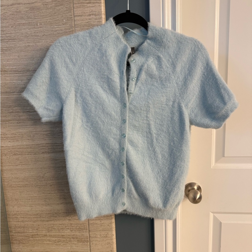 Anthropologie short sleeve light blue eyelash cardigan - Picture 4 of 4